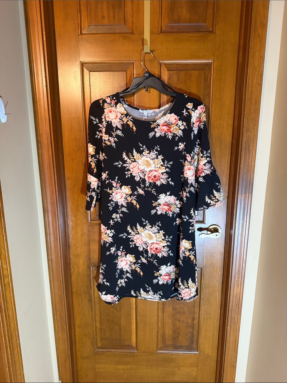 Green Envelope Black Floral Bell-Sleeve Tunic